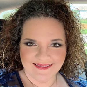 Meet your Posher, Robyn